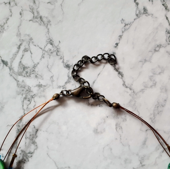 Layered statement necklace with massive pendant - Picture 4 of 4